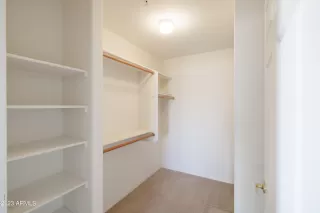 Photo #5: 6587216 Listing