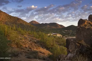 Photo #6: 6587229 Listing