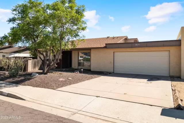 MLS: 6587244 Condo For Sale