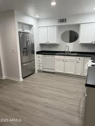 Photo #5: 6587244 Listing 