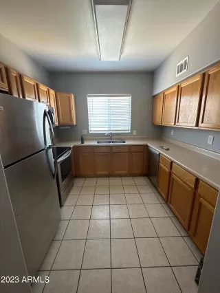 Photo #6: 6587348 Listing