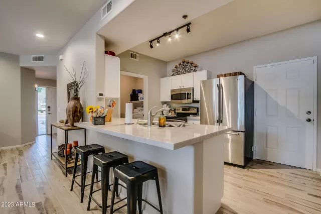 MLS: 6587450 Condo For Sale