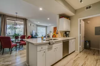 Photo #4: 6587450 Listing 