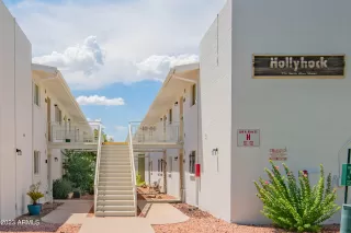 Photo #2: 6587500 Listing