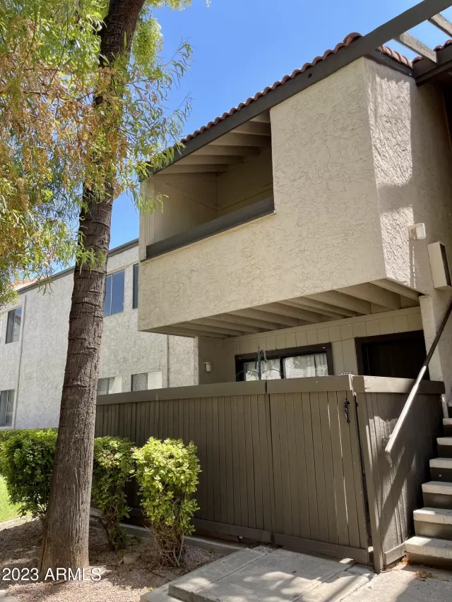 MLS: 6587501 Condo For Sale