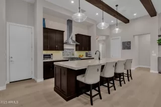 Photo #3: 6587743 Listing 