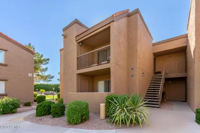 MLS: 6587745 Condo For Sale