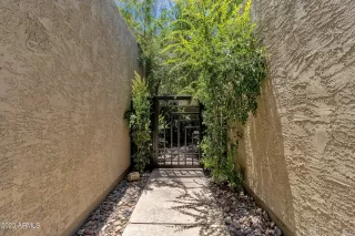 Photo #3: 6587750 Listing