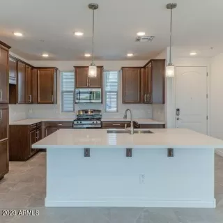 Photo #2: 6587783 Listing