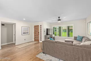 Photo #2: 6588023 Listing 