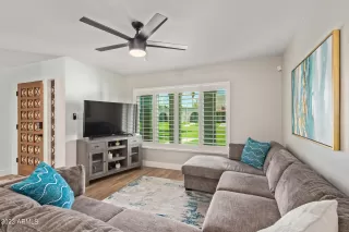 Photo #5: 6588023 Listing 