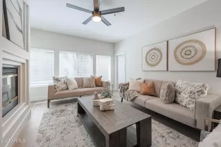 Photo #6: 6588325 Listing