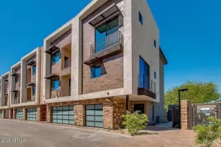 Photo #2: 6588437 Listing 