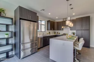 Photo #4: 6588437 Listing 