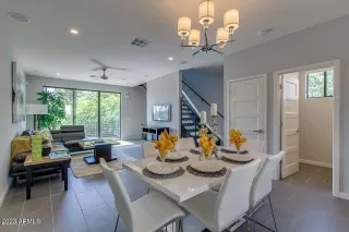 Photo #5: 6588437 Listing 