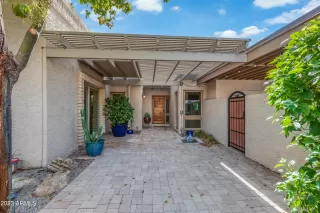 Photo #2: 6588495 Listing