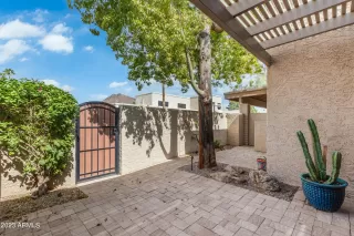 Photo #5: 6588495 Listing