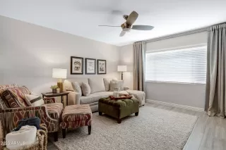 Photo #4: 6588568 Listing