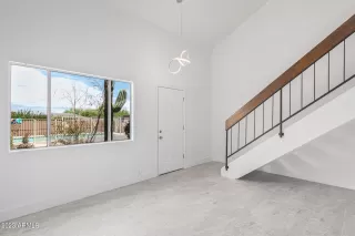 Photo #2: 6588651 Listing 