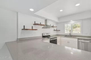 Photo #4: 6588651 Listing 