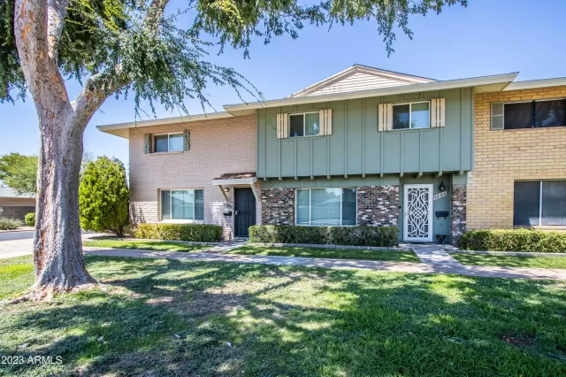 MLS: 6588817 Condo For Sale