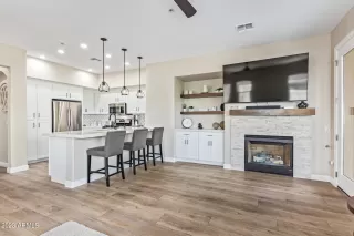 Photo #3: 6588991 Listing