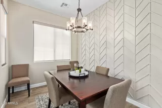 Photo #6: 6588991 Listing