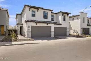 Photo #1: 6589145 Listing 