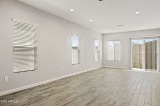 Photo #5: 6589145 Listing 