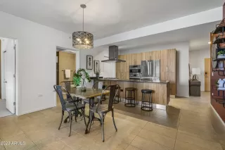 Photo #4: 6589220 Listing 