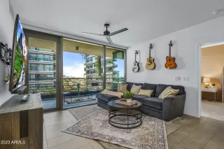 Photo #6: 6589220 Listing 