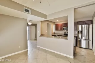 Photo #6: 6589255 Listing