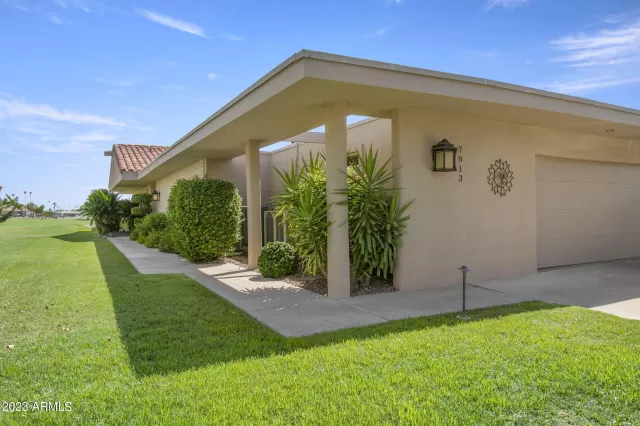 MLS: 6589822 Condo For Sale