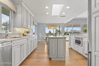 Photo #4: 6589822 Listing