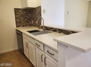 Photo #4: 6589940 Listing 