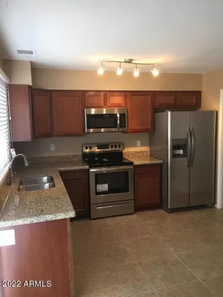 Photo #3: 6590112 Listing