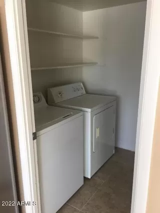 Photo #6: 6590112 Listing