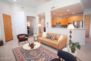 Photo #2: 6590245 Listing