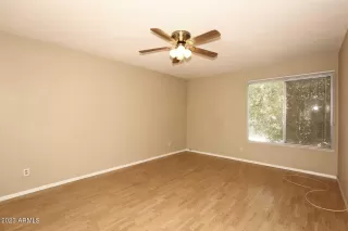 Photo #4: 6590288 Listing