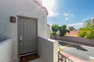 Photo #4: 6590774 Listing