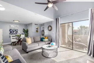 Photo #5: 6590774 Listing