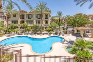 Photo #3: 6590830 Listing