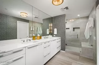 Photo #4: 6590849 Listing 