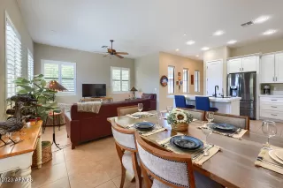 Photo #6: 6590894 Listing