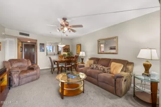 Photo #2: 6591306 Listing 