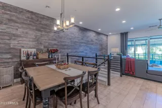 Photo #4: 6591337 Listing