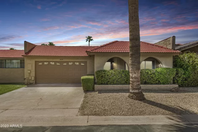 MLS: 6591393 Condo For Sale