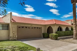 Photo #5: 6591393 Listing