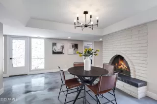 Photo #3: 6591400 Listing