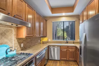 Photo #5: 6591558 Listing